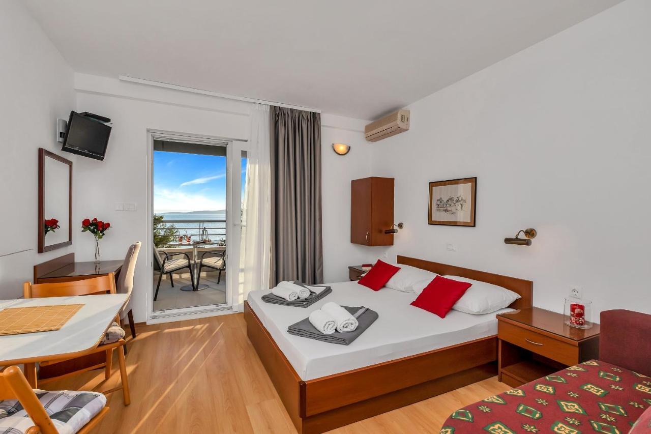 Apartments And Rooms By The Sea Baska Voda, Makarska - 2578 エクステリア 写真