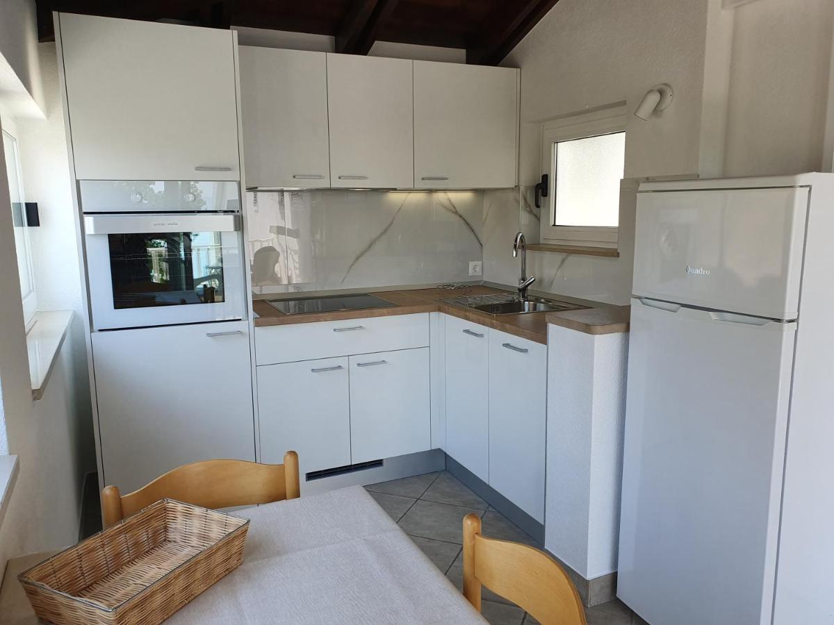 Apartments And Rooms By The Sea Baska Voda, Makarska - 2578 エクステリア 写真